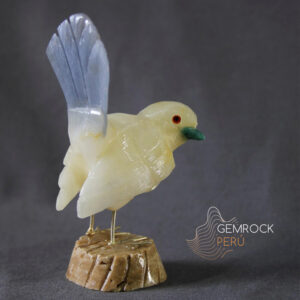 Beautiful hand-carved sparrow of different stones DAtGn07