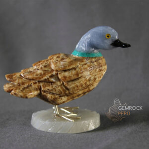 Beautiful hand-carved duck made of different stones DATpa05
