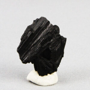 Fan-shaped black tourmaline crystal (MiESP061)