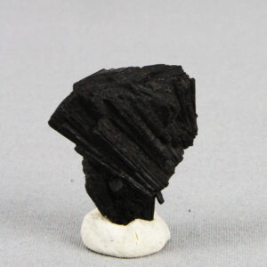 Fan-shaped black tourmaline crystal (MiESP064)