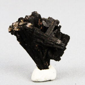 Fan-shaped black tourmaline crystal (MiESP071)