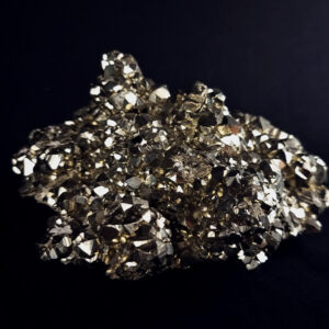 Octahedron pyrite crystal cluster (MuESP029)